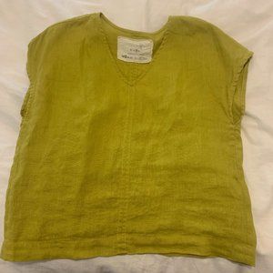 Not Perfect Linen Malta Top in Greenish Mustard